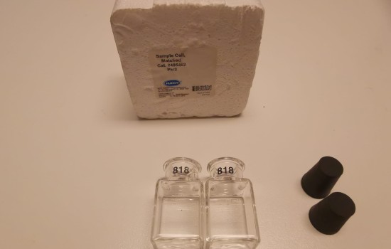Cuvetta quadrata hach in vetro con tappo - diametro 1 pollice - set di 2 pezzi - Codice 2495402